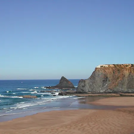 Апартаменты Pedra Dos Corvos House *